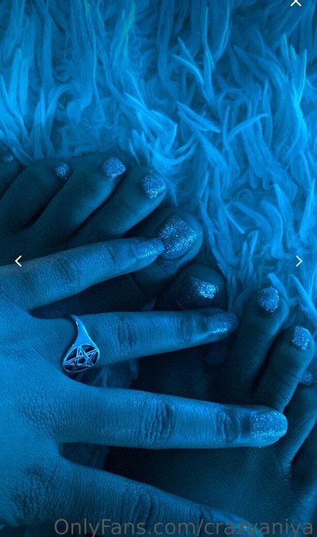 Crazyaniya actriz de alta definición archivo