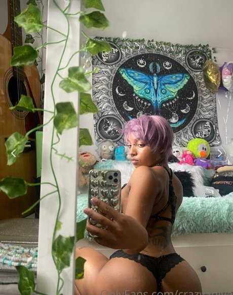 Crazyaniya actrice libre images