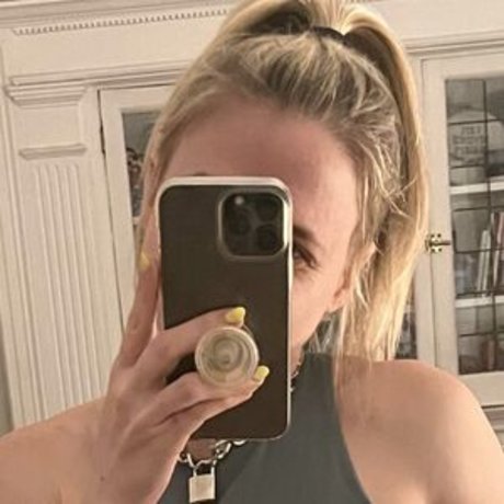 BunnyButtStuff star du porno de haute qualité images