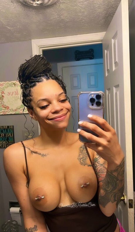 Charliebhustle_ desnudos de estrellas galerías