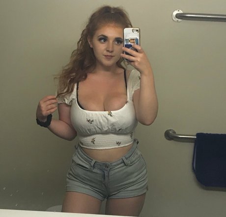 basicallycatx étoile sexy photos