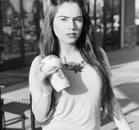 Sukh Bains estrella caliente galerías