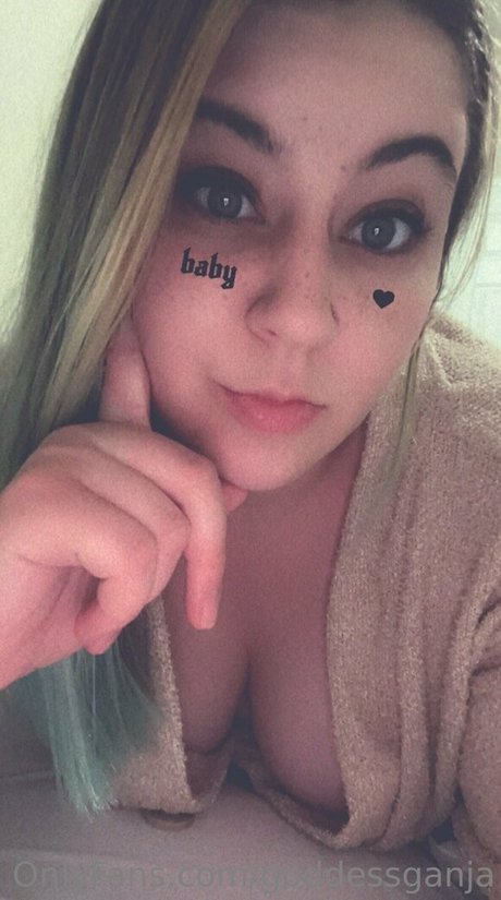 goddessganja actriz caliente imagen