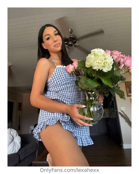 Lexahexx estrella atractiva archivo