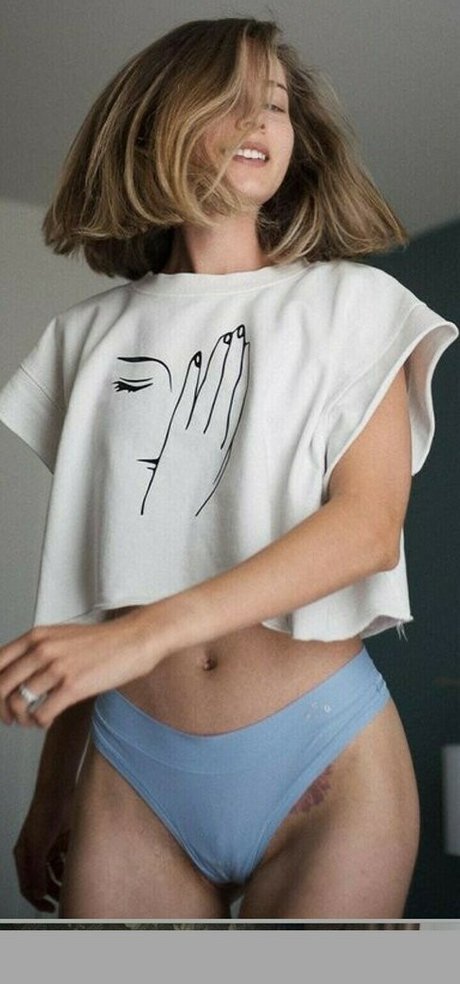 Cait Del Mar star du porno gratuit photo