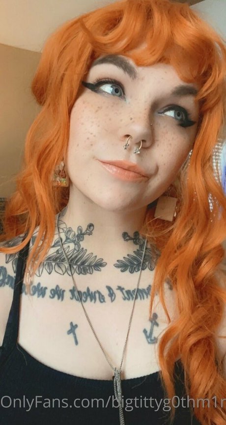 bigtittyg0thm1r pornstar hd archive