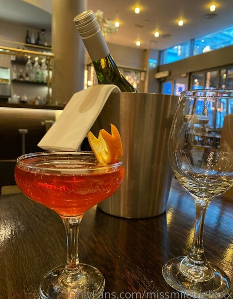 missmilehighxxx estrella porno gratis imagen