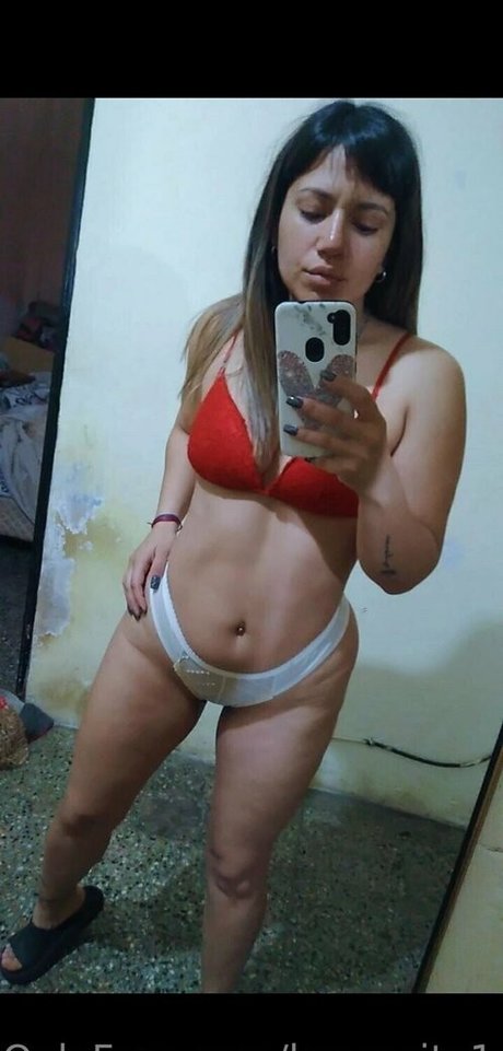 karencita14 modelo sexual fotos