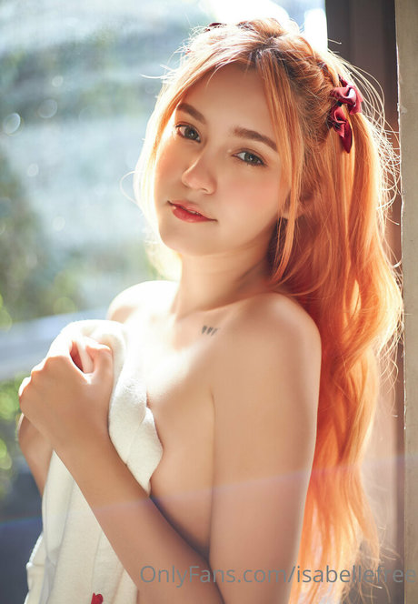 isabellefree model top photo