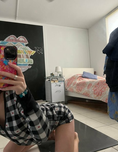 Frenchava modelo bonita galería