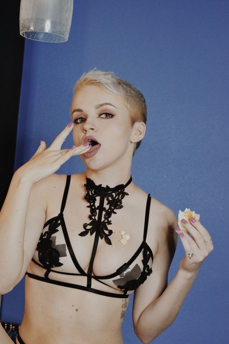 peachjars pornstar pic