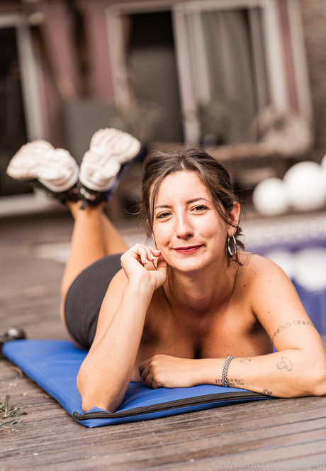 Cuchi laino hd model photos