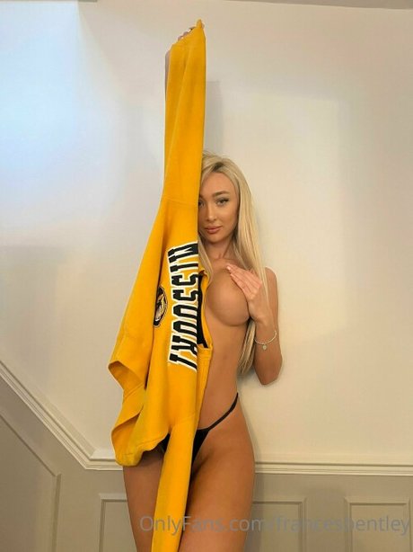 Frances Bentley sexy model picture