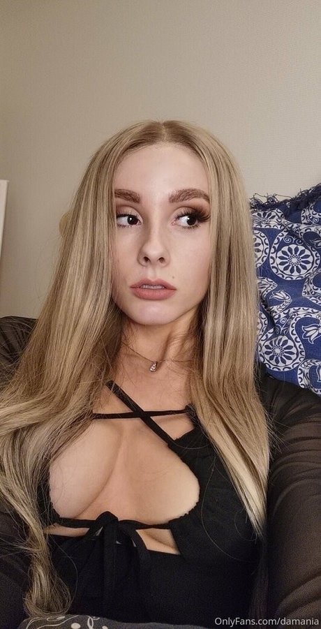 Damania hot model photos