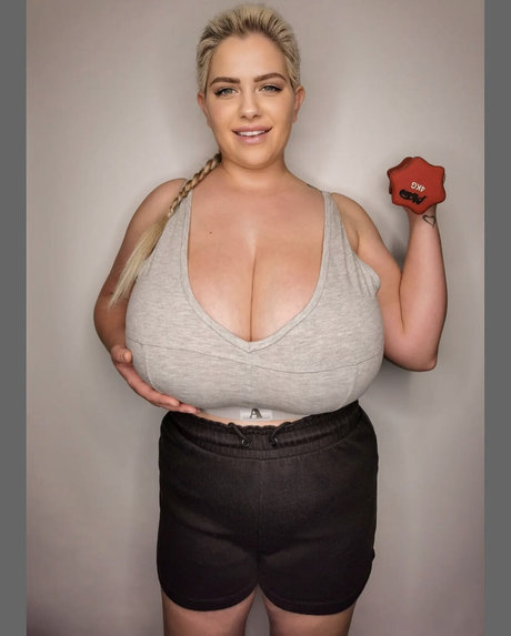 NinaPhoenix sexy star image