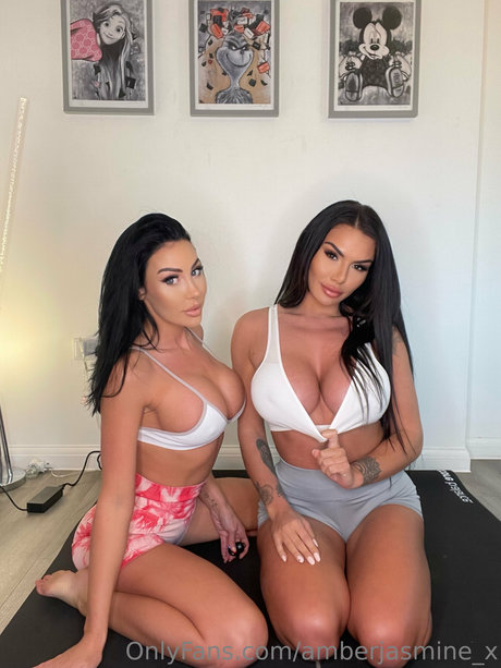 milaxxxvip pornstar sexy photos