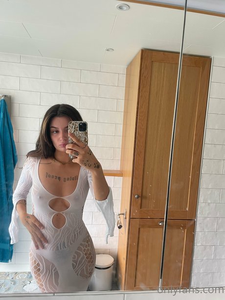 Irma sjorling adult model archive