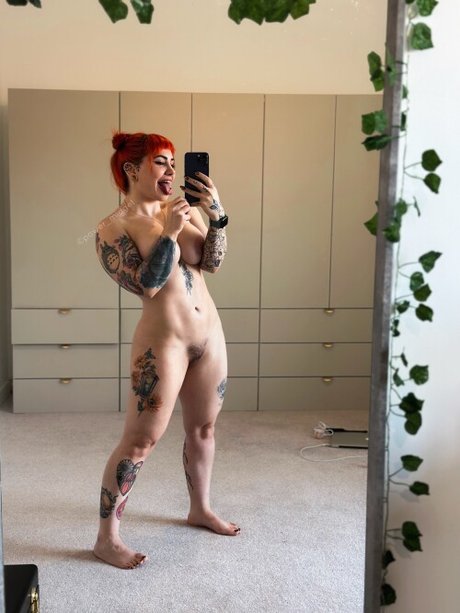 Peta Lloyd pornstar photos