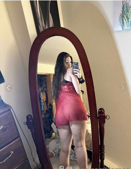 Dezbez420 erotic pornstar archive