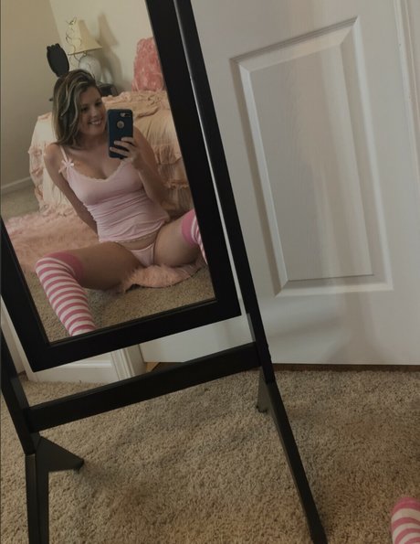 Sherri Chanel star art archive