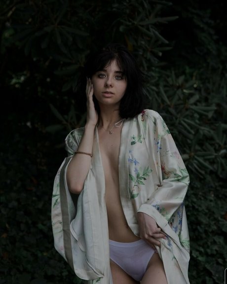 Nova Night pornstar free pic