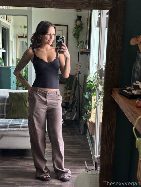 Thesexyvegan model pornographic img