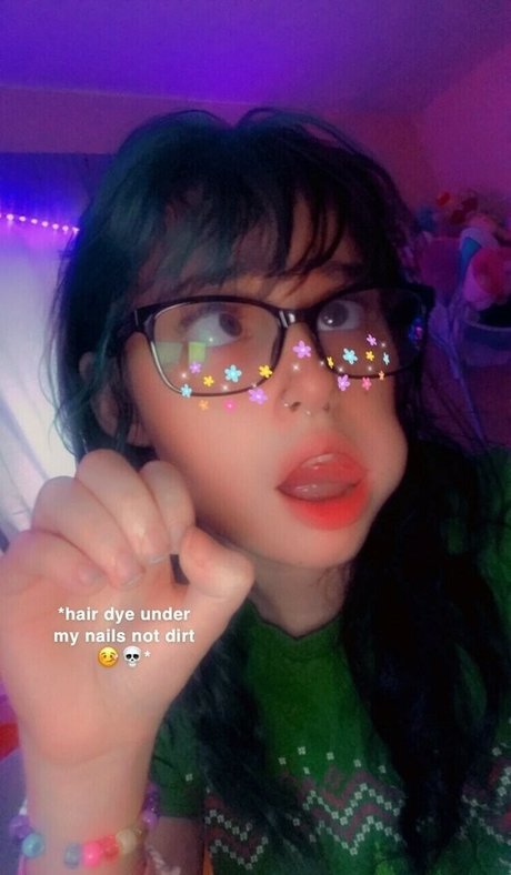 BatxBabi sex model pic