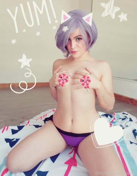 lilukilla model top photos