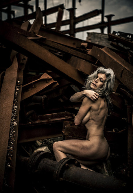 Helen saunders nudes pornstar gallery