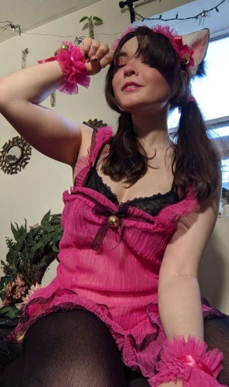 Elle pastelle art actress img