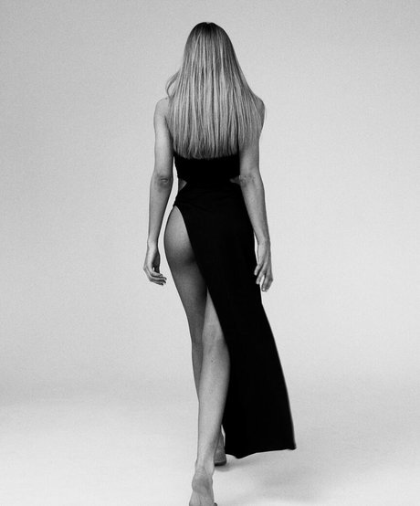 Angelie Dolly hd actress pic