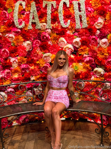 BambiIsTired hot star image