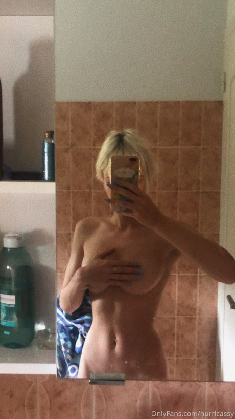 Hurricassy model pretty images