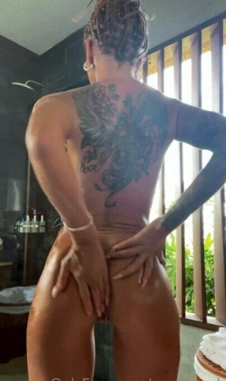 Anna Aksyuk naked actress image