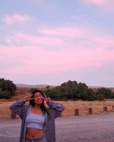 Ava Tran model perfect gallery