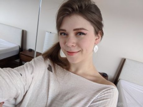 Sophia Secret naked model gallery