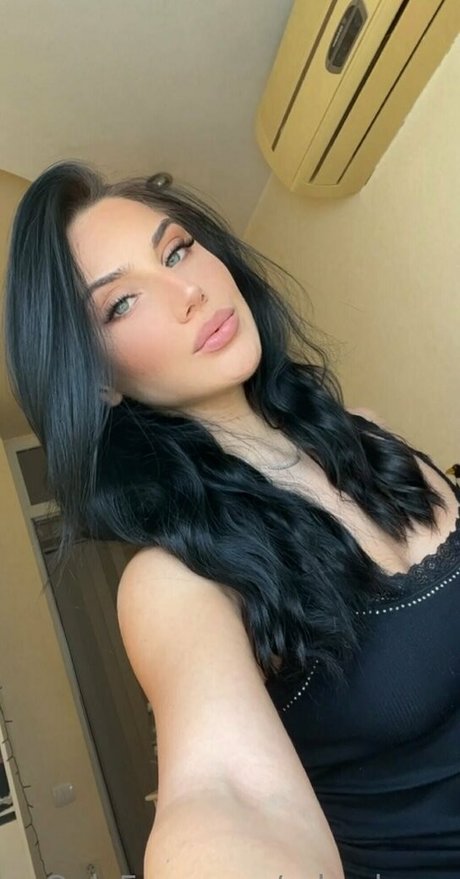 rubyshyne sexy model photos