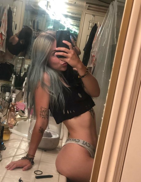 ASU Freshman Sext me xxx star pics