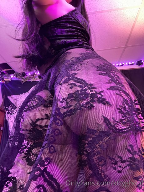 kttyghoul sex actress photos