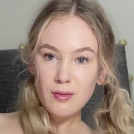 bethrwn erotic pornstar gallery