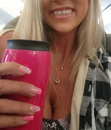 BethAdore top actress image