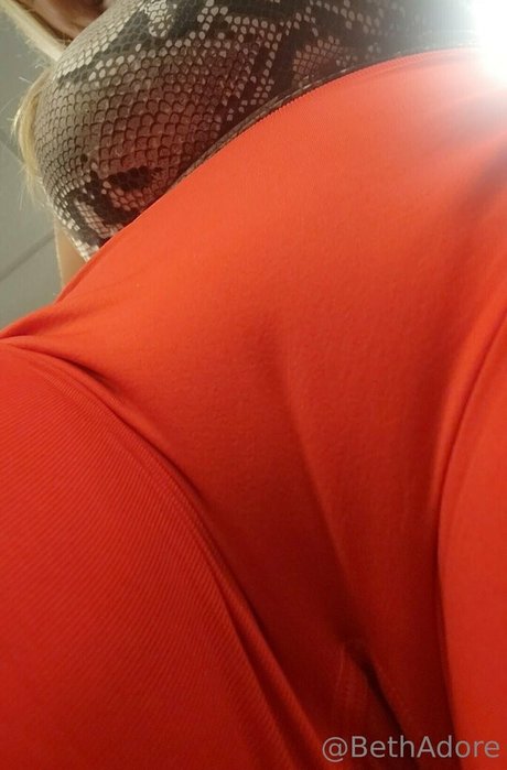 BethAdore porn star photo