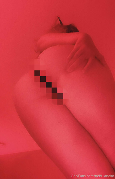 nebulaneko nudes model images