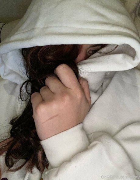 GFOTY pornstar nude pic