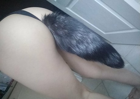 Meowieantoinette sex model picture