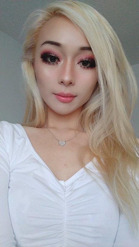 Meowieantoinette hd actress archive