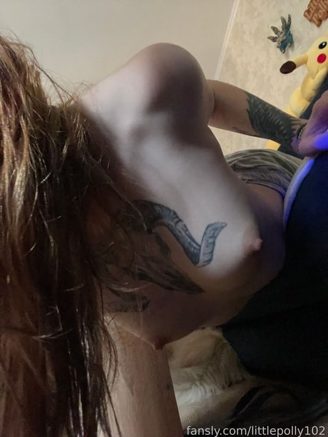 Little Polly sexy actress pics