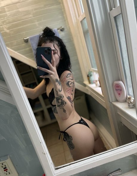 CreamQueen hot star pics