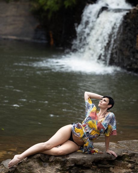 Melody Jai exclusive actress picture