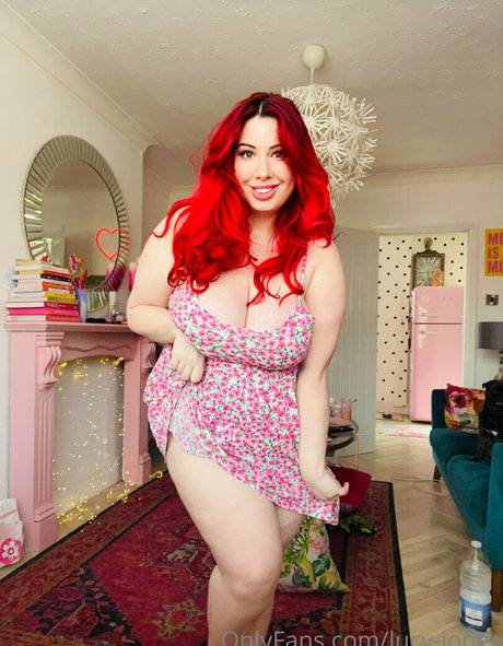 Lucy Jones nice pornstar pics